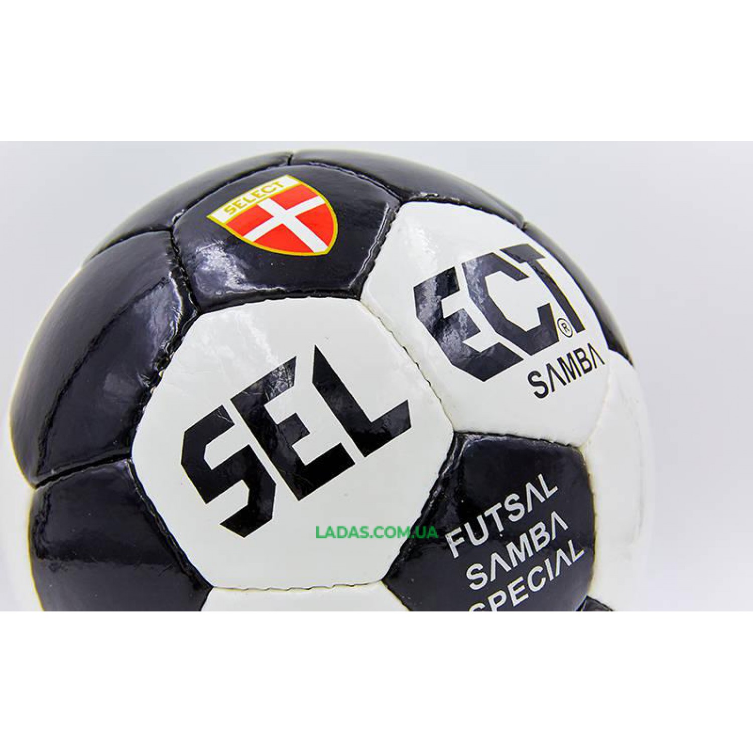 Мяч для футзала №4 ламинированный ST SAMBA SPECIAL (бело-черный, сшит вручную)