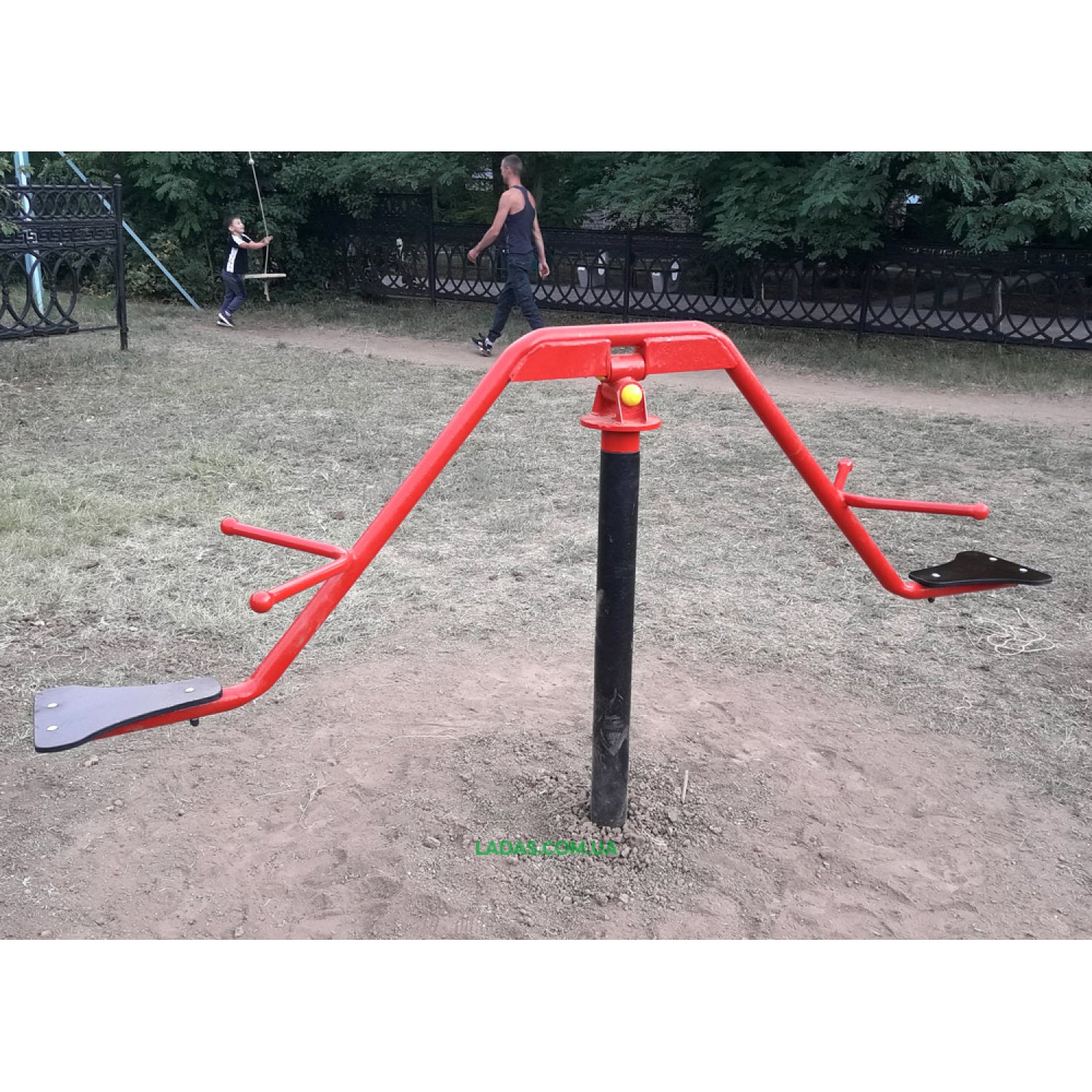 Уличная детская карусель-балансир 3D (под бетонирование)